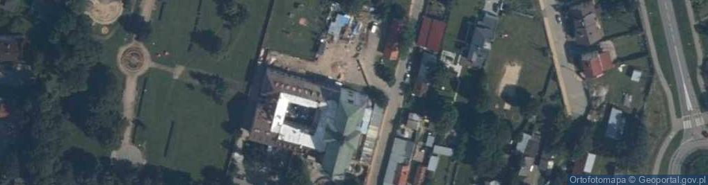 Zdjęcie satelitarne zabytkowy dom