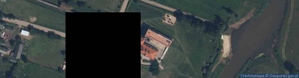 Zdjęcie satelitarne Zamek i muzeum Zbrojownia w Liwie