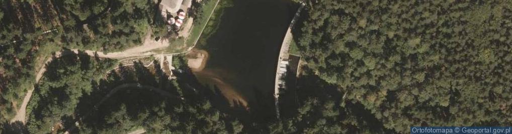 Zdjęcie satelitarne Zapora nad Łomnicą