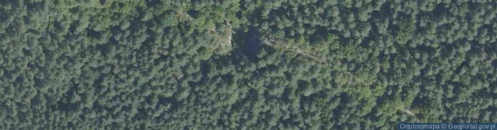 Zdjęcie satelitarne Żyły kalcytowe w kamieniołomie Szczerba