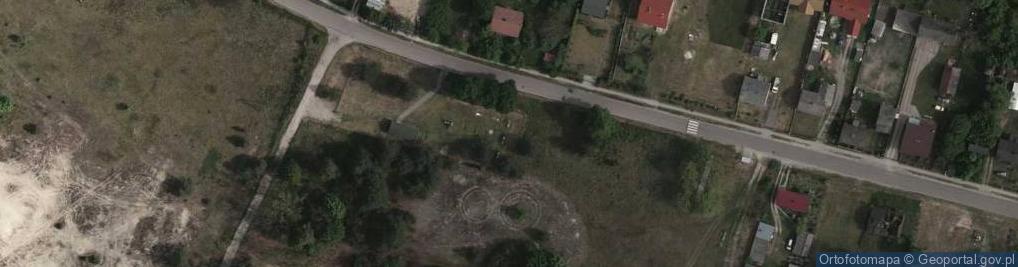 Zdjęcie satelitarne Cmentarz wojenny i powstańczy w Irenie