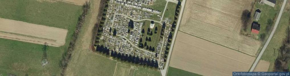 Zdjęcie satelitarne Cmentarz z I wojny światowej