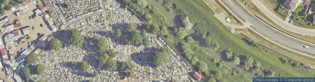 Zdjęcie satelitarne Cmentarz z I wojny światowej