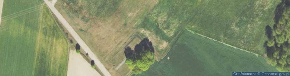 Zdjęcie satelitarne Cmentarz z I wojny światowej