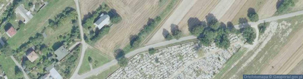 Zdjęcie satelitarne Kwatera wojenna w Tarłowie