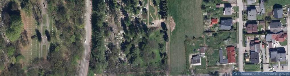 Zdjęcie satelitarne Cmentarz ewangelicki
