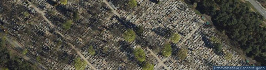 Zdjęcie satelitarne Cmentarz Farny