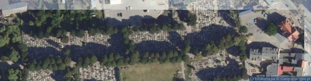 Zdjęcie satelitarne Cmentarz gminny