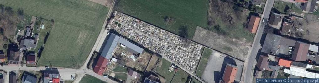Zdjęcie satelitarne Cmentarz w Raszowej