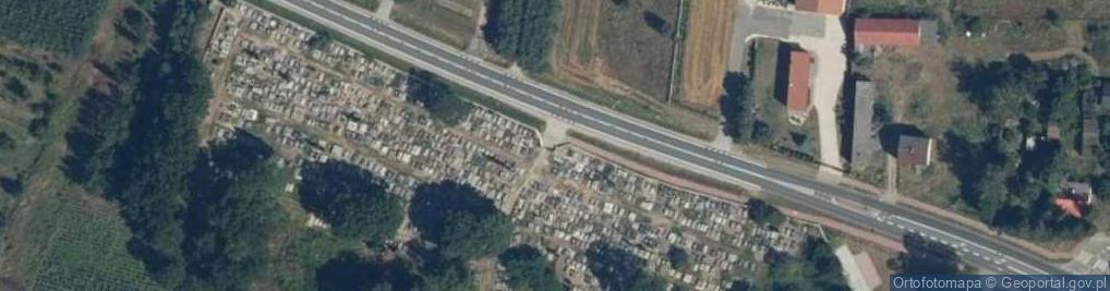 Zdjęcie satelitarne Cmentarz w Skrzynnie