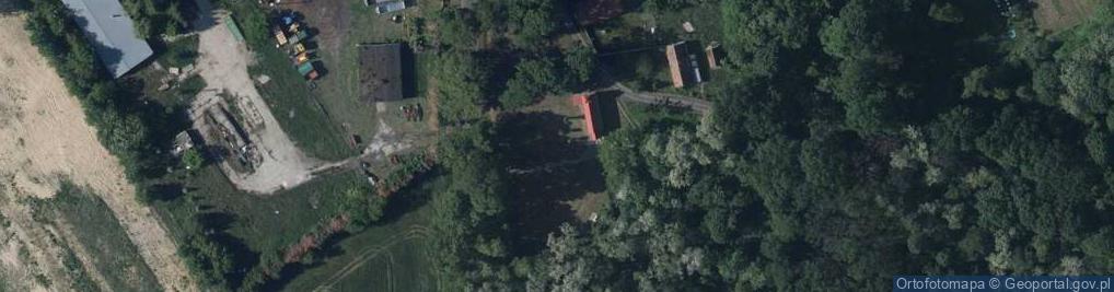 Zdjęcie satelitarne Cmentarz w Zawiszach