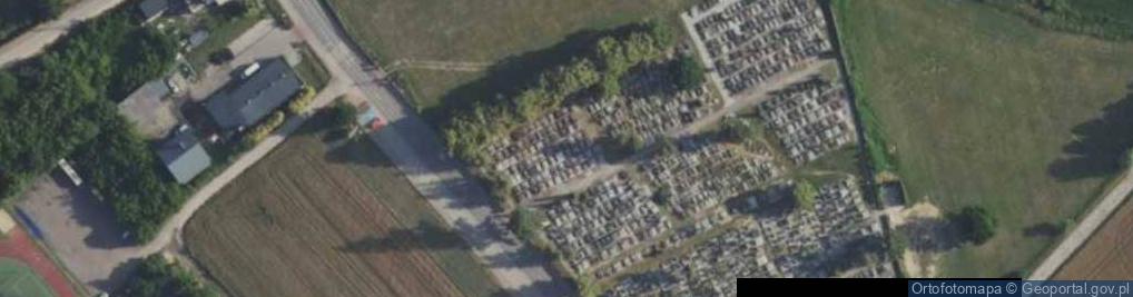 Zdjęcie satelitarne Cmentarz