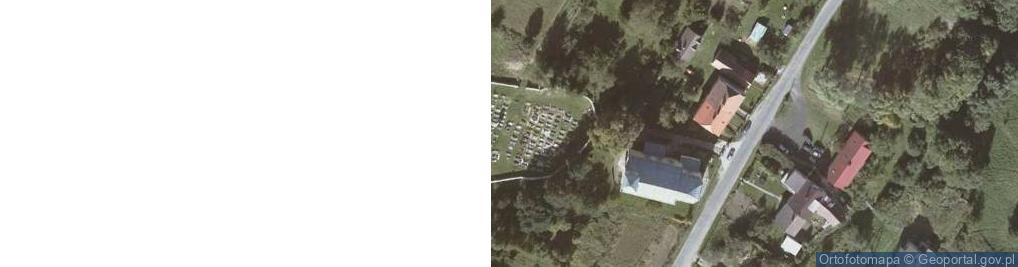 Zdjęcie satelitarne Parafialny przykościelny w Chwalisławiu