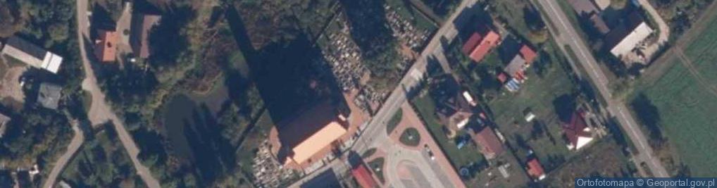 Zdjęcie satelitarne Parafialny przykościelny w Lichnowach