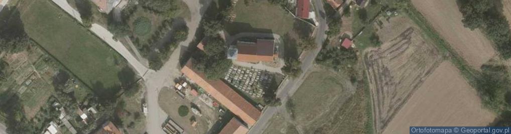 Zdjęcie satelitarne Parafialny przykościelny w Lubiatowie