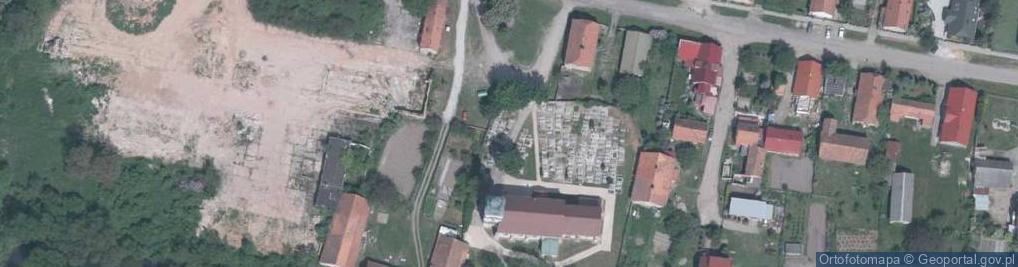 Zdjęcie satelitarne Parafialny przykościelny w Milinie