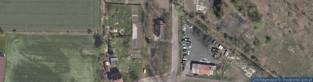 Zdjęcie satelitarne Parafialny przykościelny w Siedliskach