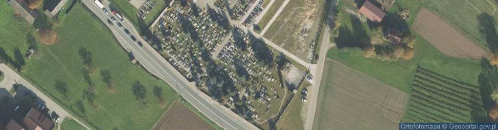 Zdjęcie satelitarne Parafialny w Łososinie Dolnej