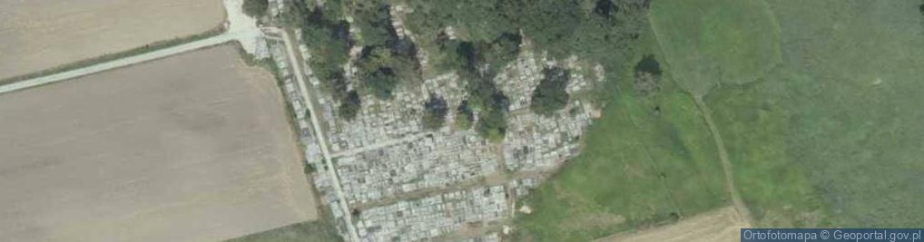 Zdjęcie satelitarne Parafialny w Młodzawach Małych