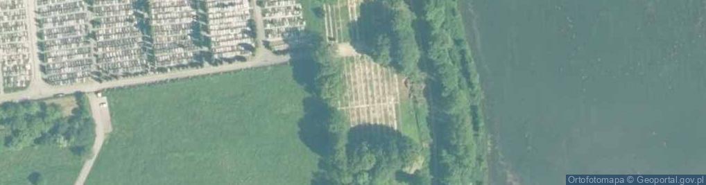Zdjęcie satelitarne Wojskowy i wojenny w Wadowicach