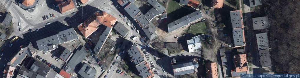 Zdjęcie satelitarne Winno-cukierniczy