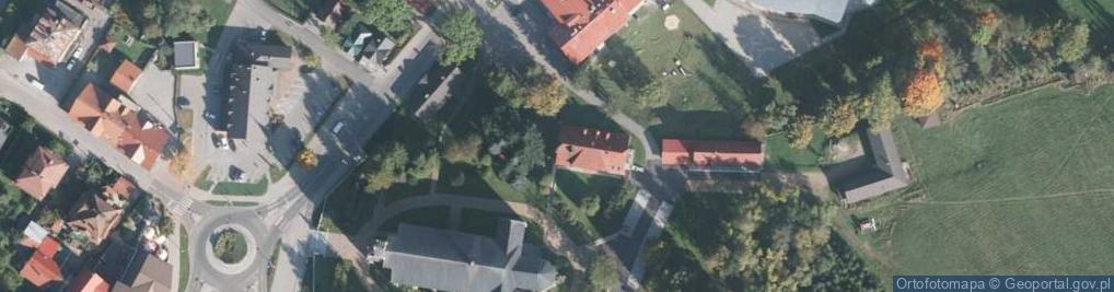 Zdjęcie satelitarne DOZ Apteka Rajcza
