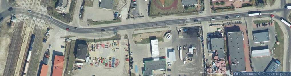 Zdjęcie satelitarne Delfin - Stacja paliw