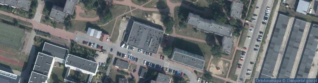 Zdjęcie satelitarne Delikatesy Centrum - Sklep