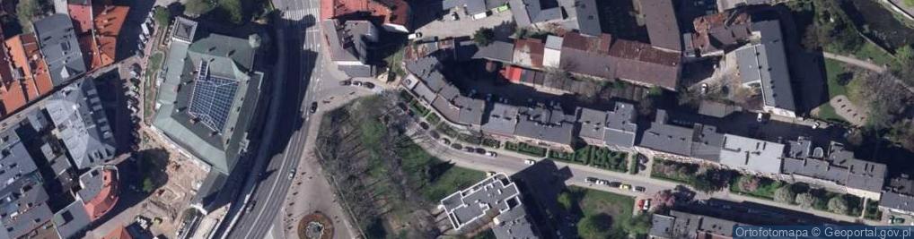 Zdjęcie satelitarne Indywidualna Praktyka Dentystyczna w Miejscu Wezwania