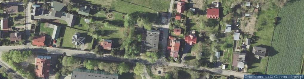 Zdjęcie satelitarne Indywidualna Praktyka Stomatologiczna Lek Stom E Adamiak Ptasińska