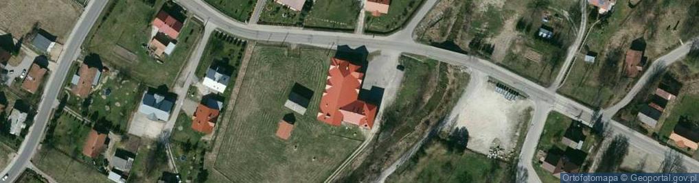 Zdjęcie satelitarne Dom Ludowy Rogi