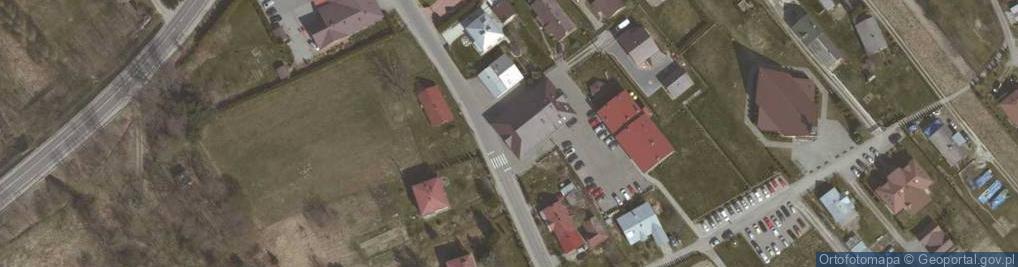 Zdjęcie satelitarne Dom ludowy w Pustynach