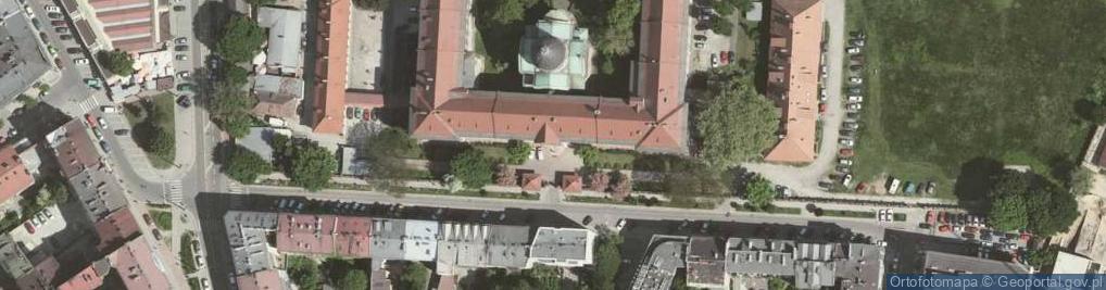 Zdjęcie satelitarne Dom Pomocy Społecznej im. Ludwika i Anny Helclów