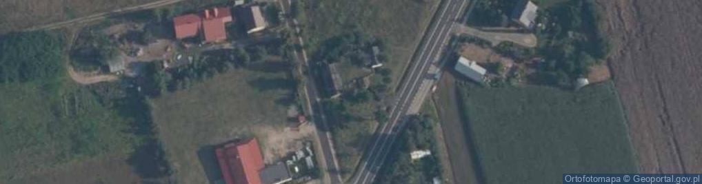 Zdjęcie satelitarne Sierakówek (stacja kolejowa)