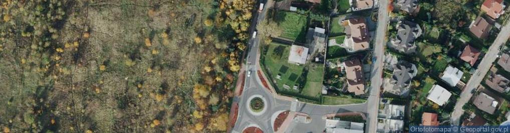 Zdjęcie satelitarne Uszkodzona nawierzchnia na odcinku 2 km.