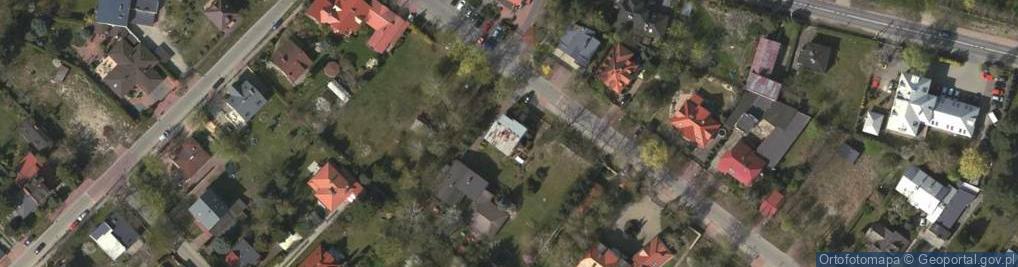 Zdjęcie satelitarne Siedziba Główna ul. Parkowa 6