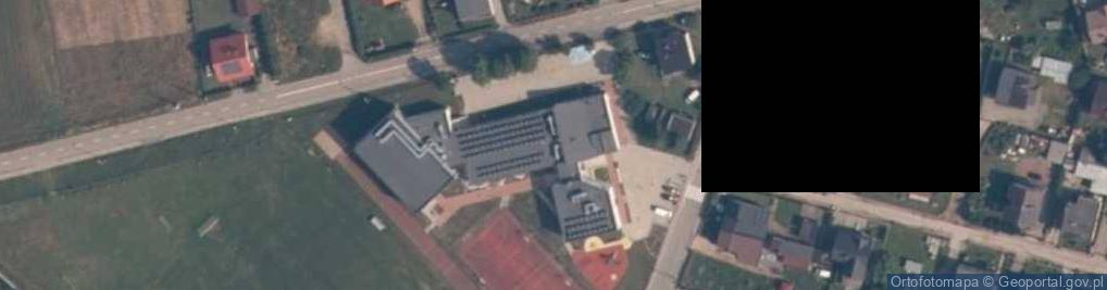 Zdjęcie satelitarne Zespół Szkolno-Przedszkolny Zespół Szkolno-Przedszkolny w Połchowie