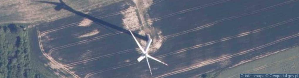 Zdjęcie satelitarne Turbina wiatrowa farmy wiatrowej Dobiesław.