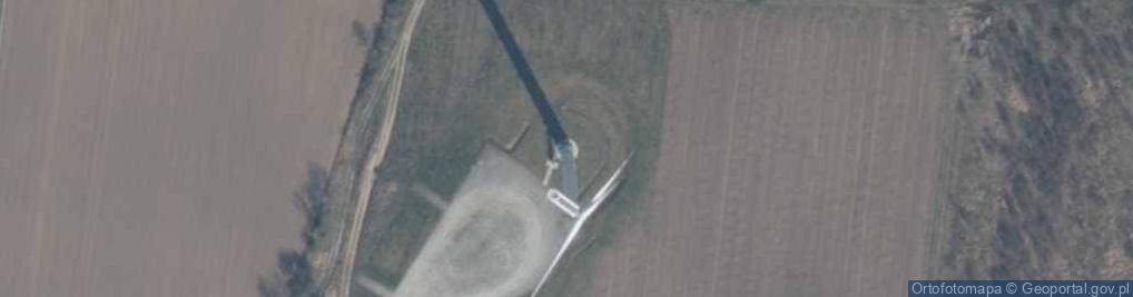 Zdjęcie satelitarne Turbina wiatrowa farmy wiatrowej Kościernica