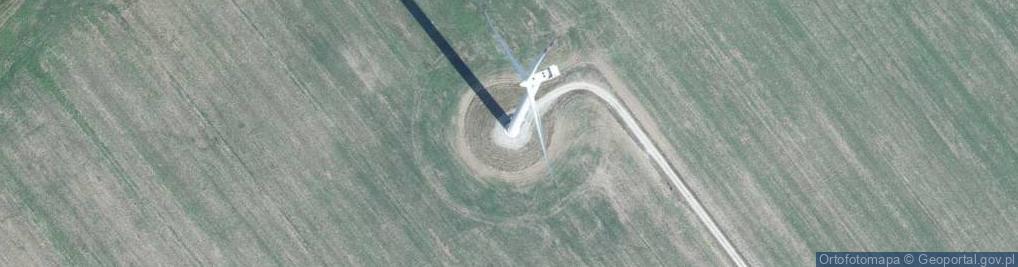 Zdjęcie satelitarne Turbina wiatrowa farmy wiatrowej Mycielin