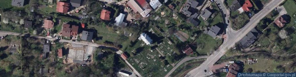 Zdjęcie satelitarne Ewangelicki, Karpacka 134