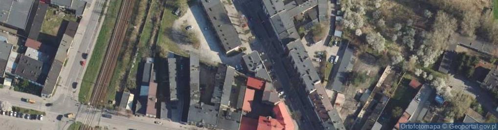 Zdjęcie satelitarne NA KAROLINA MAJCHRZAK