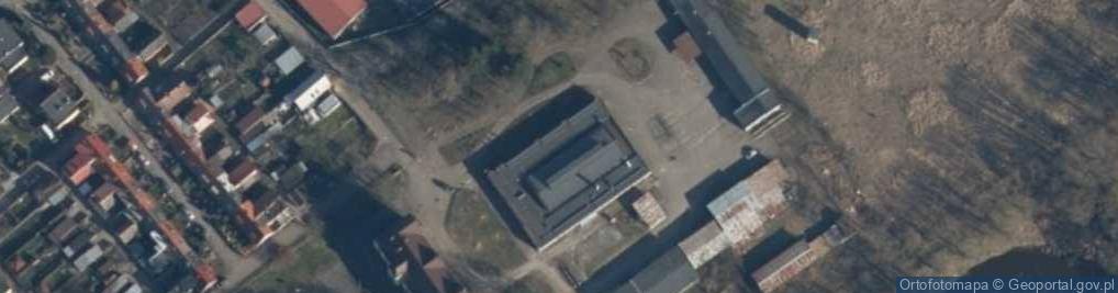 Zdjęcie satelitarne Powiatowe Centrum Kształcenia Zawodowego i Ustawicznego w Drawsku Pomorskim
