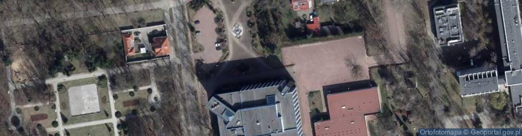 Zdjęcie satelitarne Fontanna iluminowana