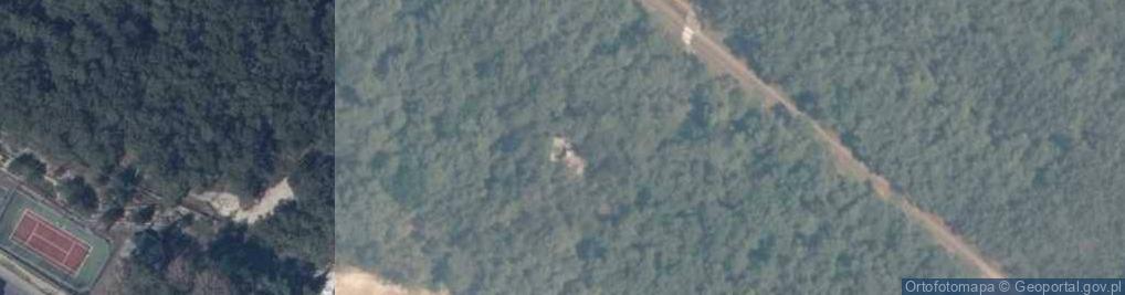 Zdjęcie satelitarne Schron kierowania ogniem