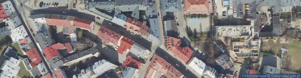 Zdjęcie satelitarne Barber House Golden Cut