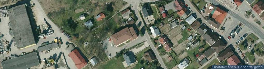 Zdjęcie satelitarne Gminny Szkolny Związek Sportowy w Brzostku