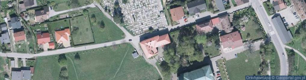 Zdjęcie satelitarne Gimnazjum Dla Młodzieży W Ustroniu Zakładu Doskonalenia Zawodowego W Katowicach Prowadzące Oddziały Przysposabiające Do Pracy