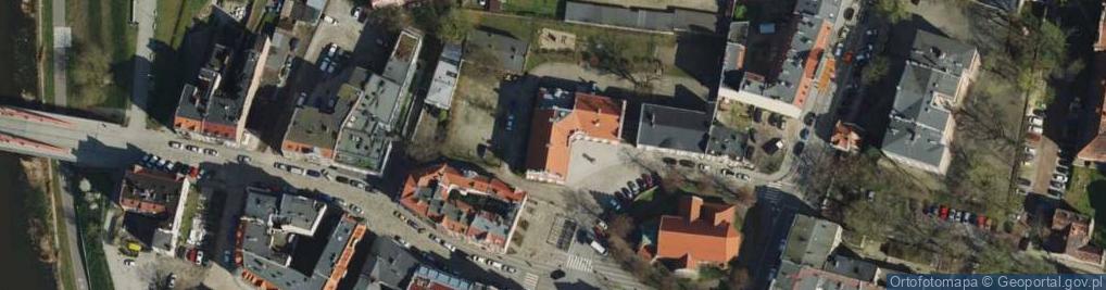 Zdjęcie satelitarne Gimnazjum Katedralne W Poznaniu