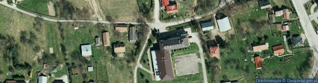 Zdjęcie satelitarne Gimnazjum W Grabnie